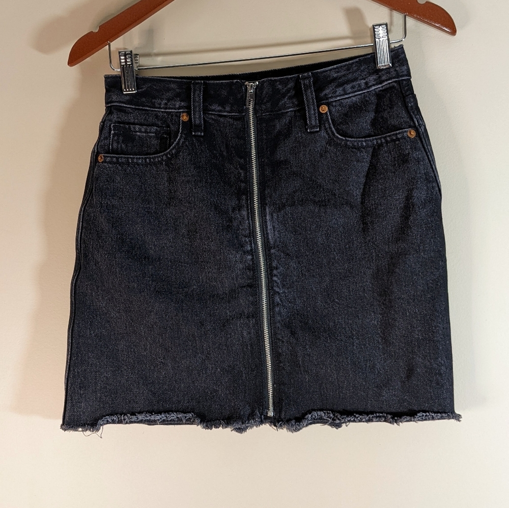 Abercrombie & Fitch Denim Zoe Natural Rise Vintage A-Line Black Skirt Size 26/2